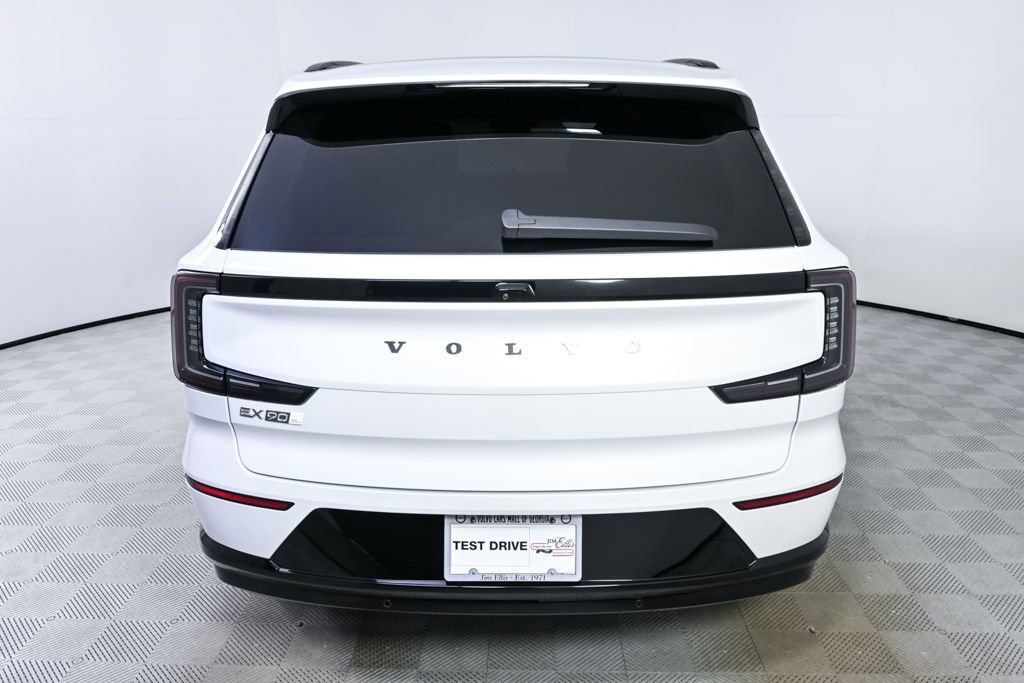 Certified 2025 Volvo EX90 Ultra image 31