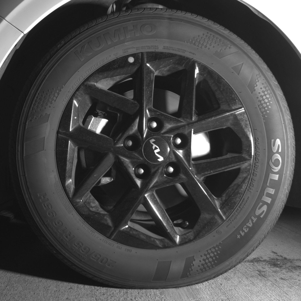 Used 2025 Kia K5 LXS FWD image 12