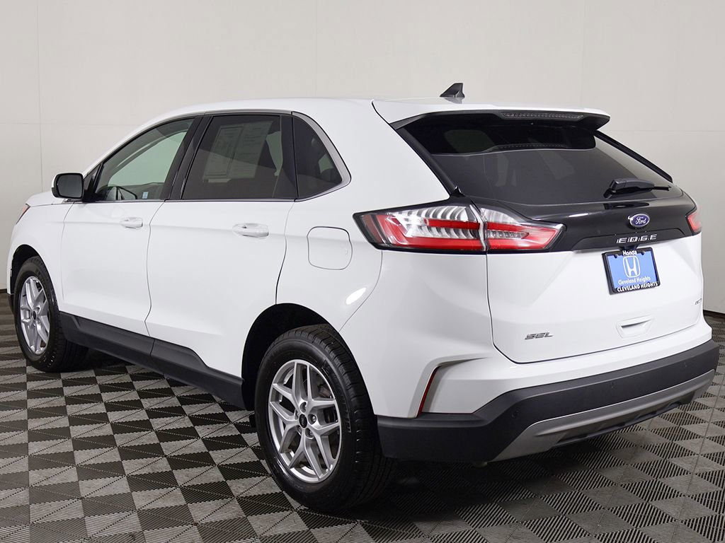 Used 2024 Ford Edge SEL w/ Convenience Package AWD/4WD image 6