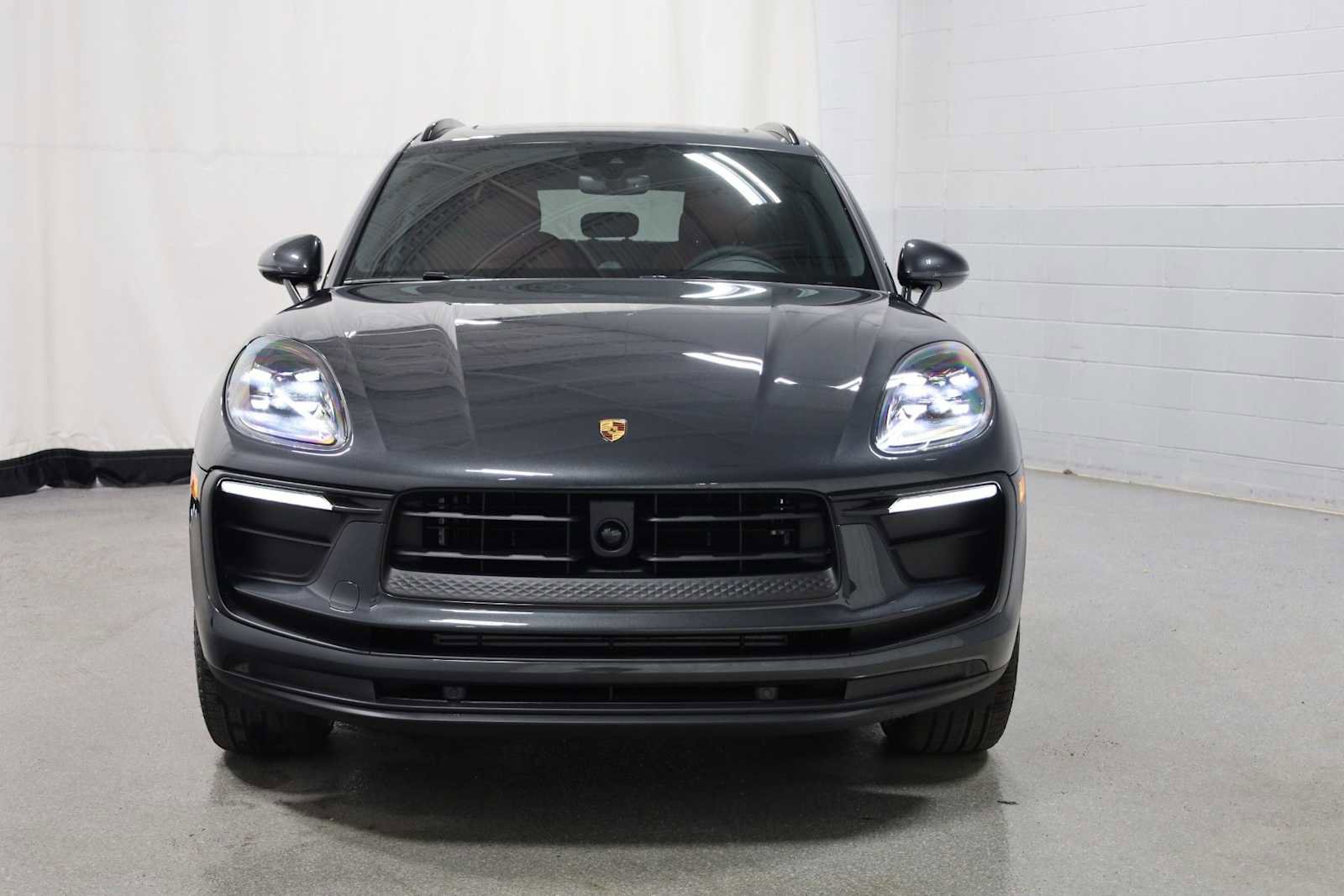 New 2026 Porsche Macan image 13