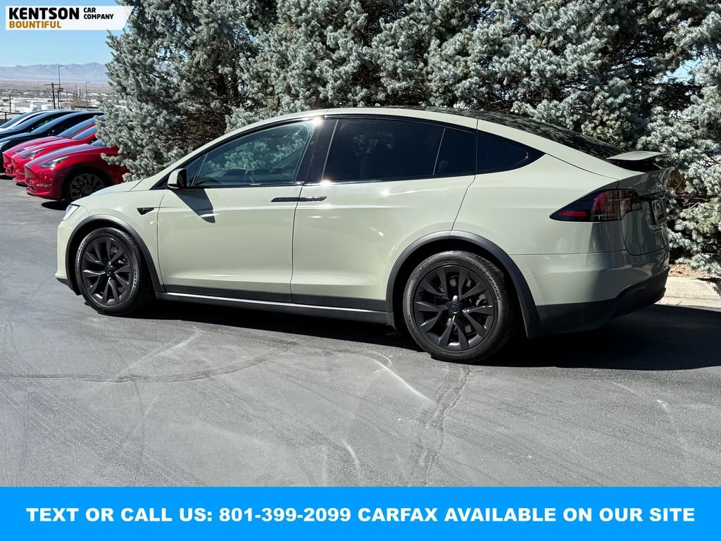 Used 2023 Tesla Model X image 4