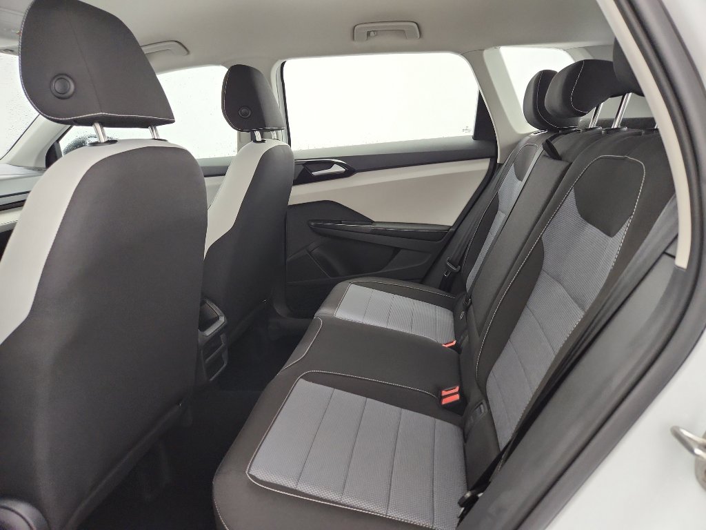 New 2026 Volkswagen Taos S image 27