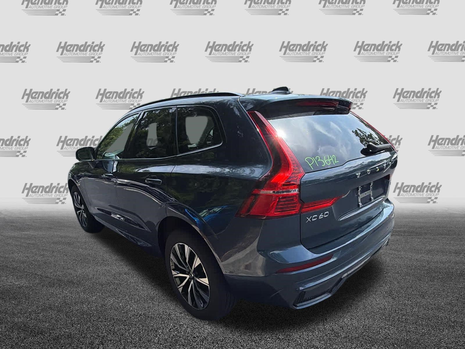 Used 2024 Volvo XC60 B5 Core w/ Climate Package AWD/4WD image 10