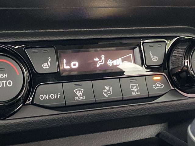 New 2026 Nissan Kicks SV w/ SV Premium Package image 19