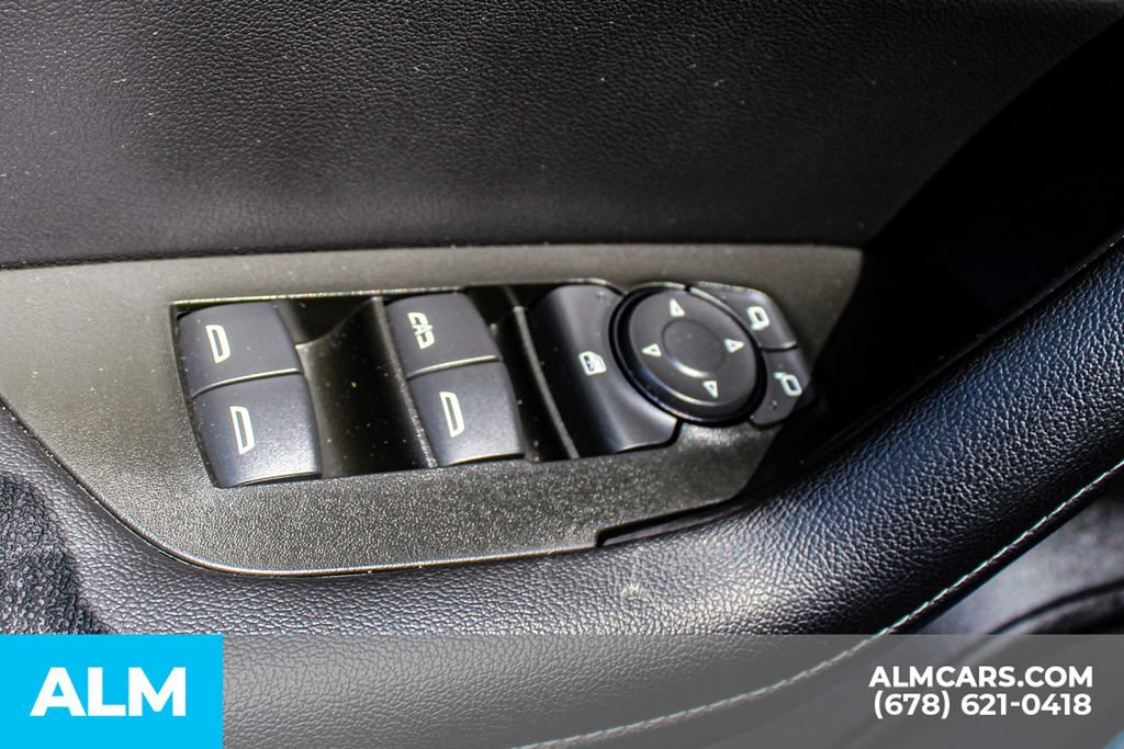 Used 2025 Chevrolet Blazer LT FWD image 40
