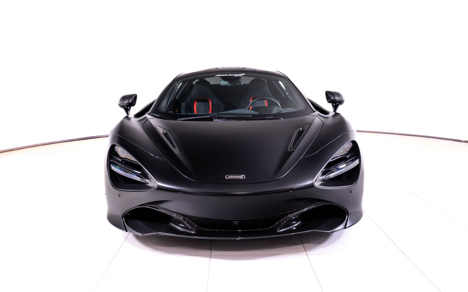 Used 2019 McLaren 720S Performance RWD image 8