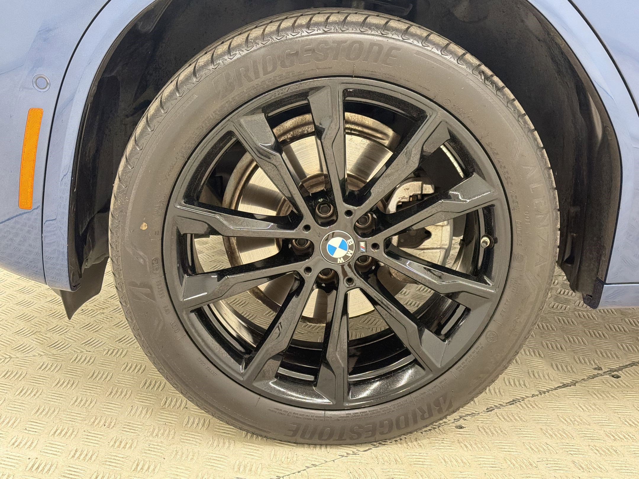 Certified 2024 BMW X3 xDrive30i w/ M Sport Package image 12