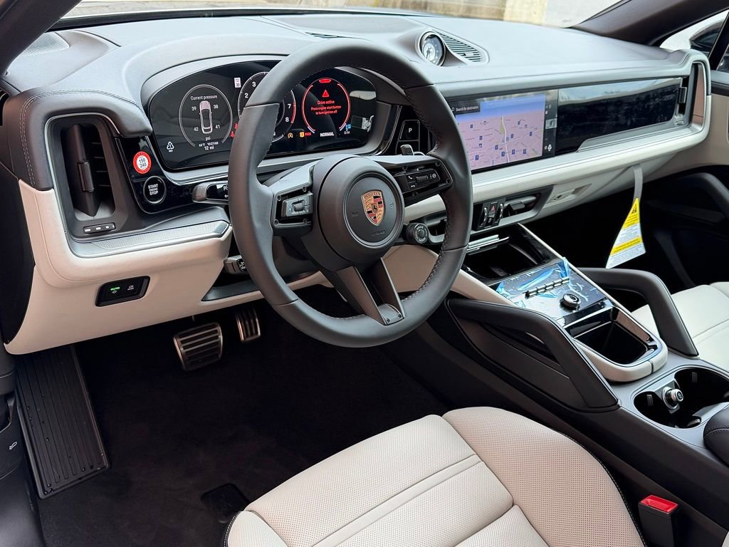 New 2026 Porsche Cayenne S image 4