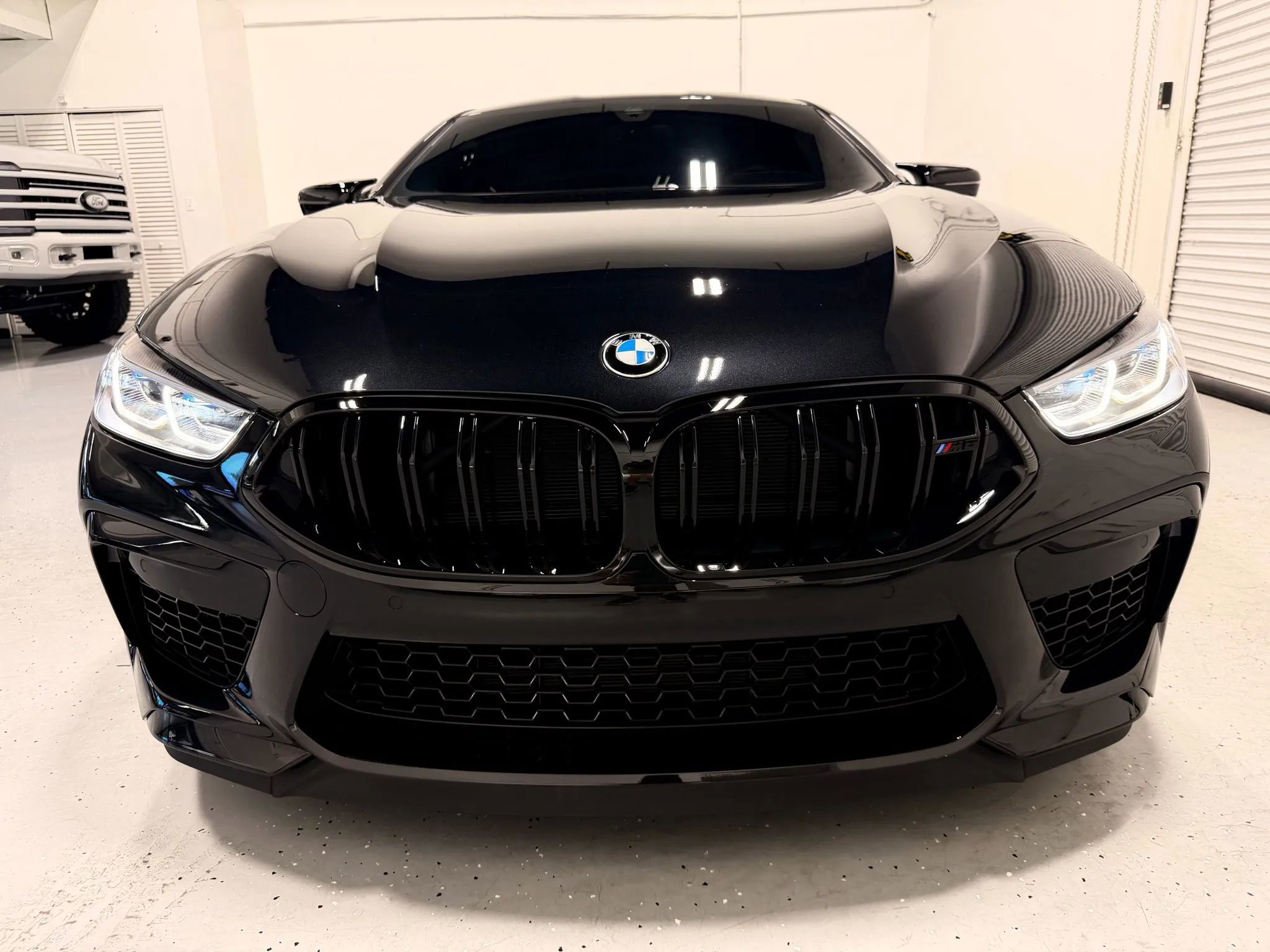 Used 2025 BMW M8 Competition image 30