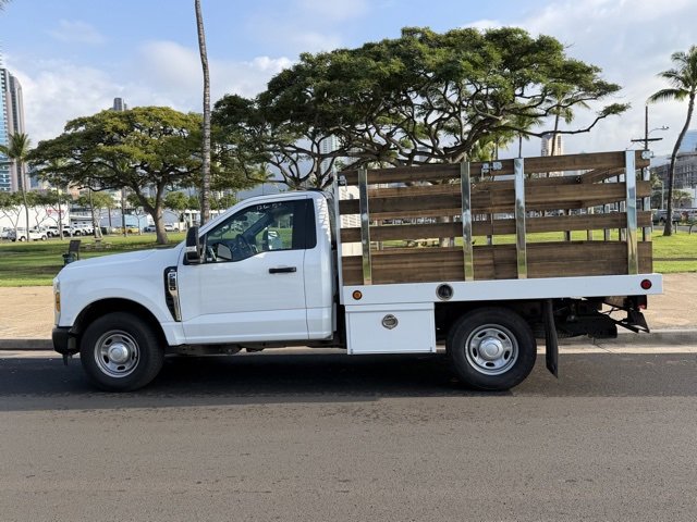 Used 2024 Ford F250 XL image 9