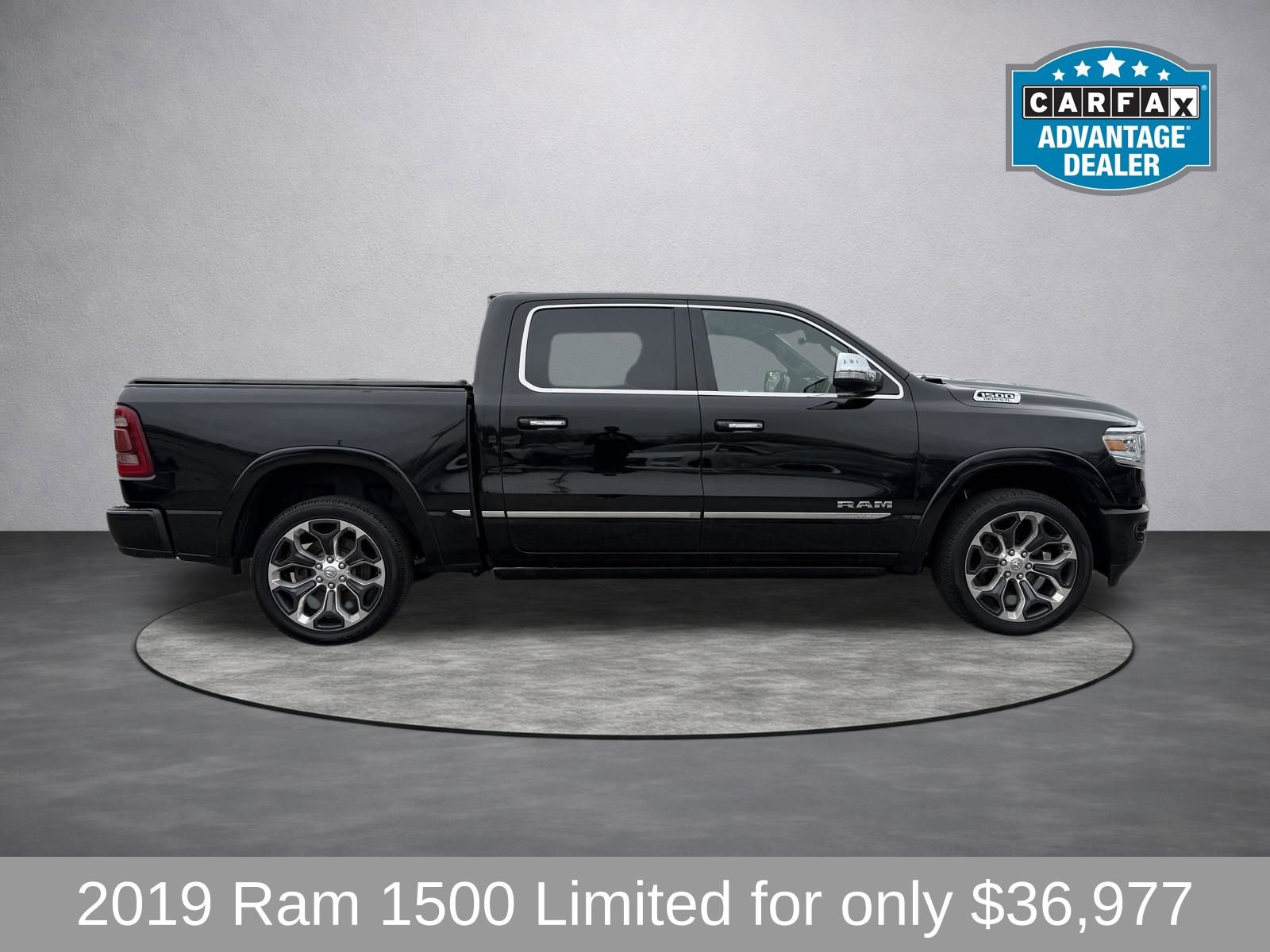 Used 2019 RAM 1500 Limited AWD/4WD image 2