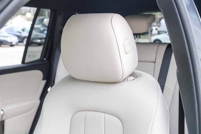 New 2026 Mercedes-Benz GLB 250 4MATIC image 21