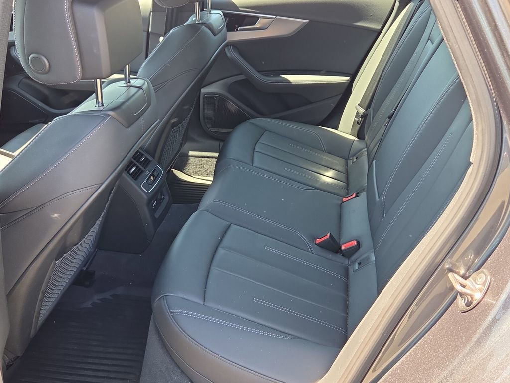 Used 2023 Audi A4 2.0T Premium Plus w/ Premium Plus Package image 11