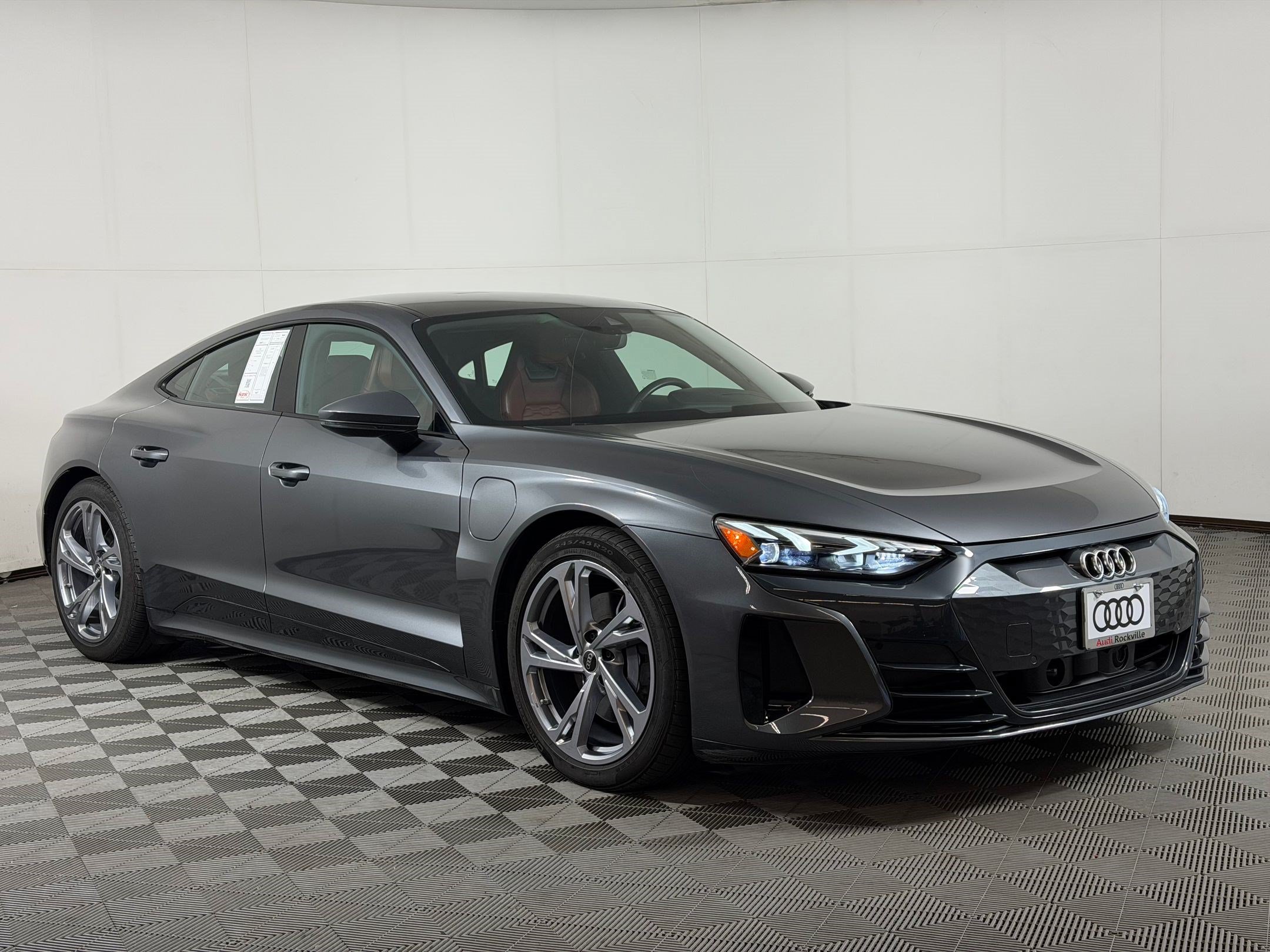 Certified 2024 Audi e-tron GT Premium Plus AWD/4WD image 7