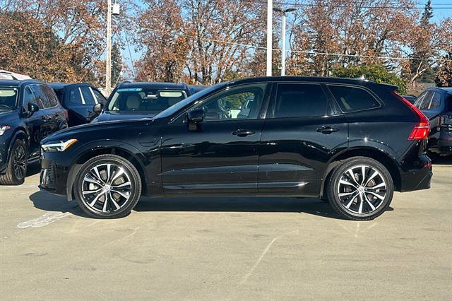 Certified 2023 Volvo XC60 T8 Plus w/ Climate Package image 6