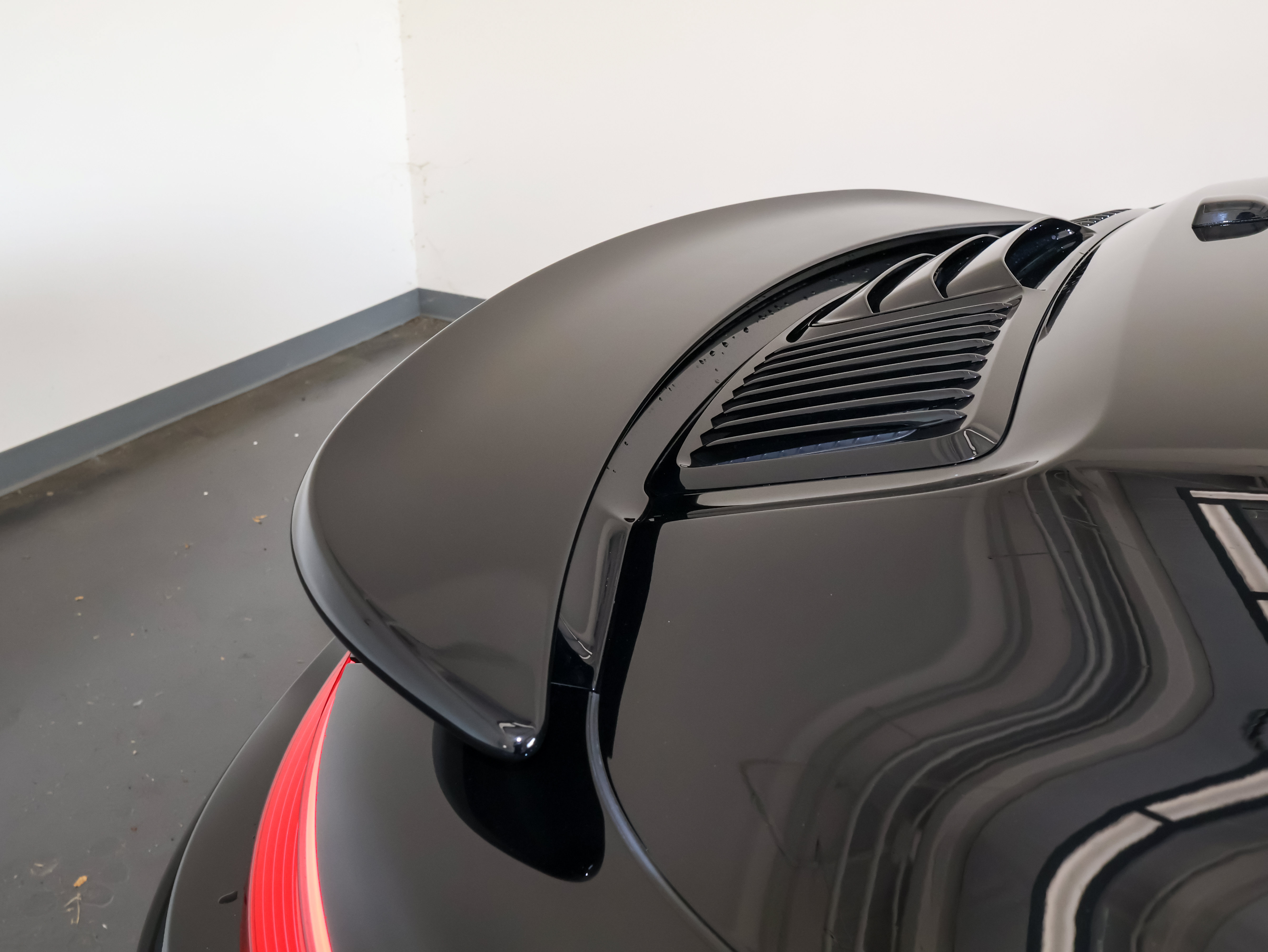 Used 2018 Porsche 911 Turbo S AWD/4WD image 40