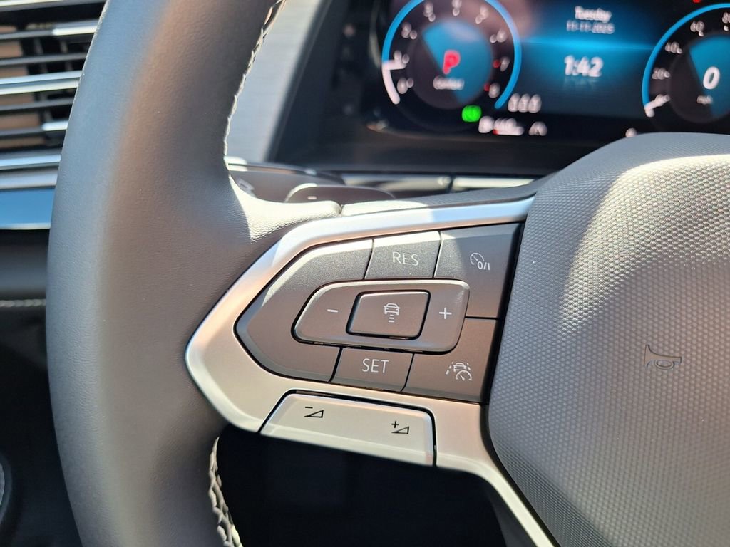 New 2026 Volkswagen Atlas Cross Sport SE image 19