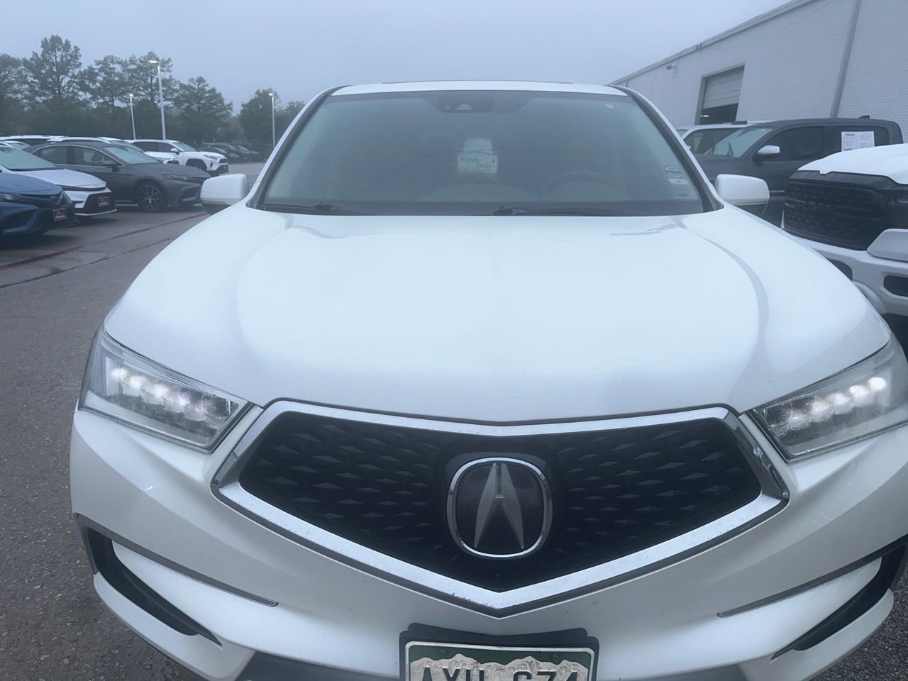 Used 2018 Acura MDX SH-AWD w/ Technology Package image 2