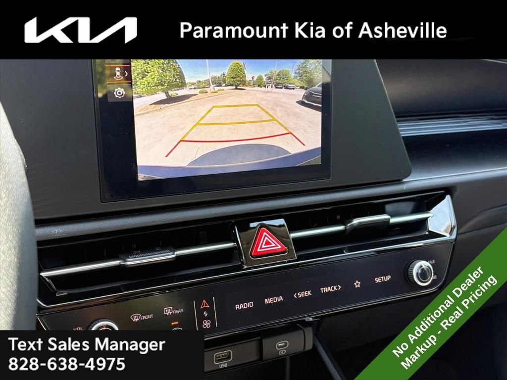 New 2026 Kia Niro LX FWD image 10