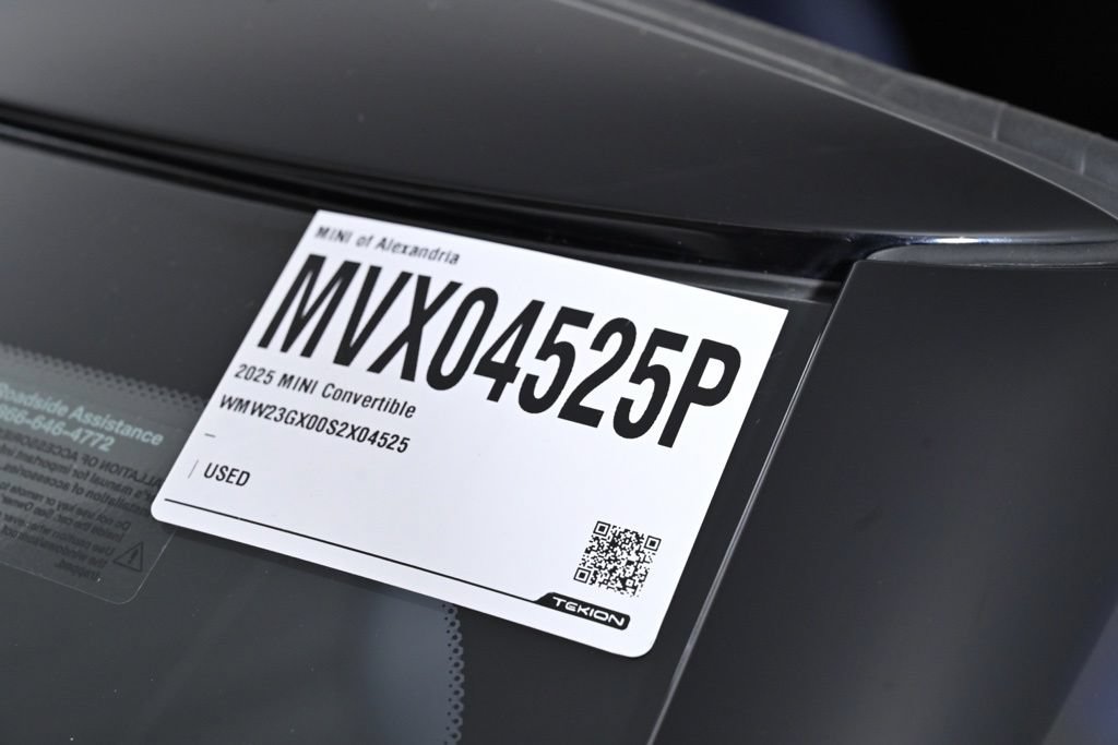 Certified 2025 MINI Cooper S FWD image 33