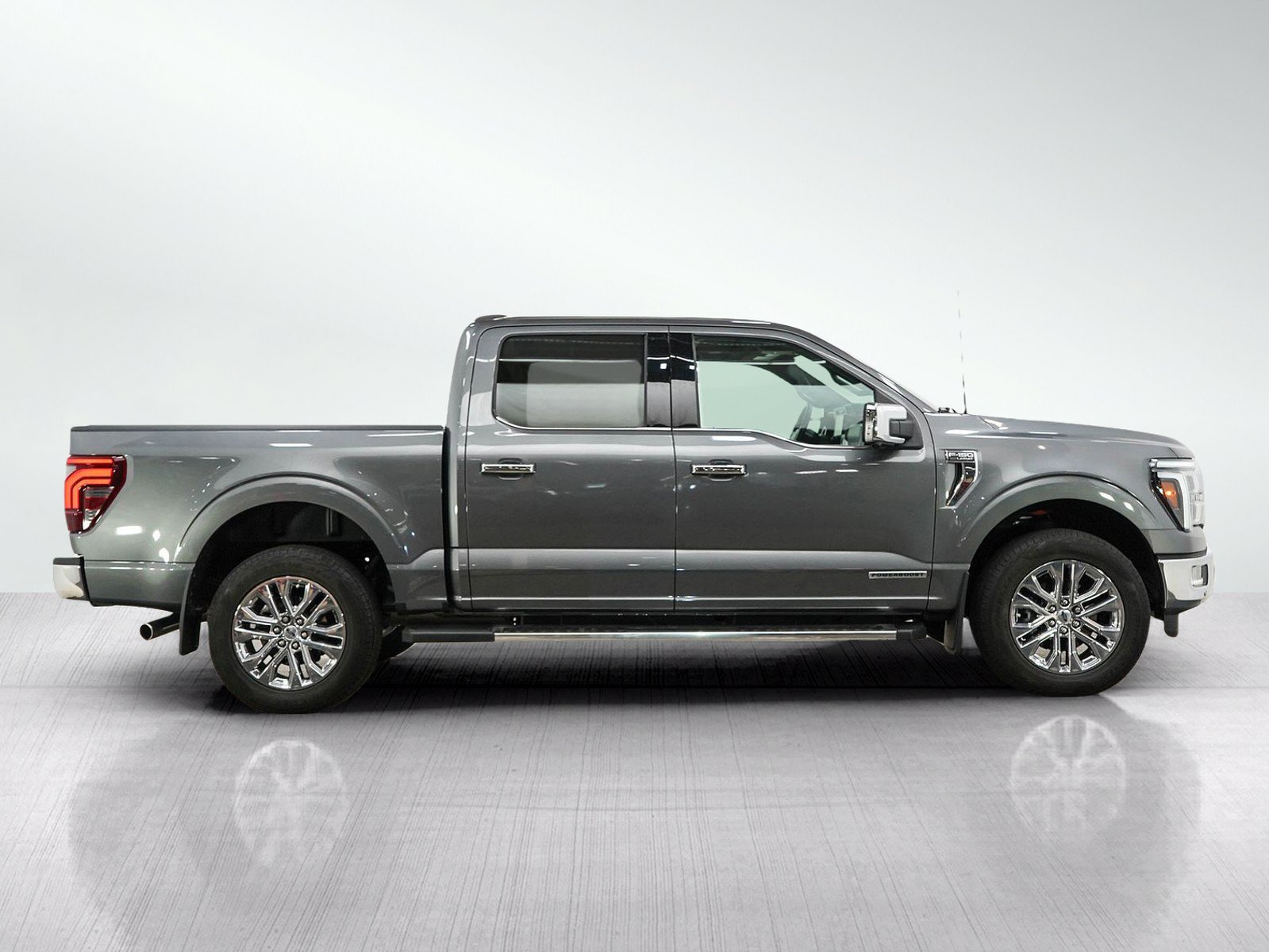 Used 2024 Ford F150 Lariat w/ Equipment Group 502A High AWD/4WD image 6