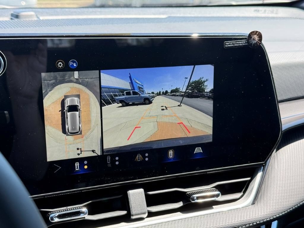 New 2026 Chevrolet Equinox LT w/ Convenience Package II FWD image 22