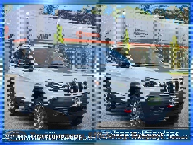 Used 2022 Jeep Cherokee Trailhawk