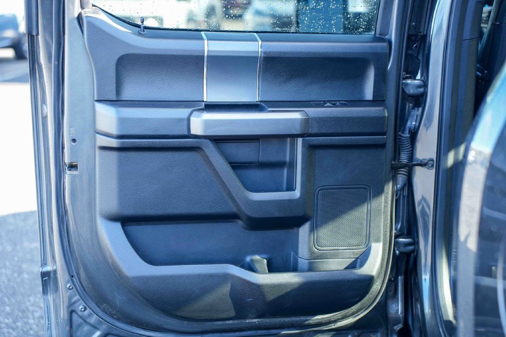 Used 2020 Ford F150 XLT w/ Equipment Group 302A Luxury AWD/4WD image 16