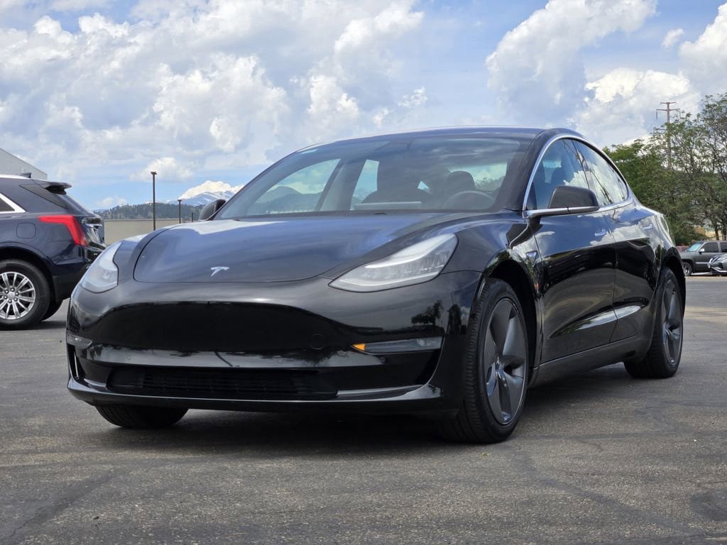Used 2019 Tesla Model 3 Standard Range Plus RWD image 2