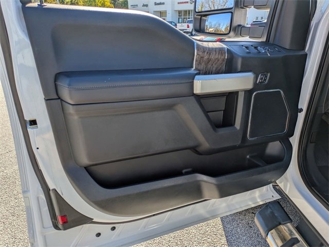 Used 2018 Ford F250 Lariat w/ Lariat Value Package image 12