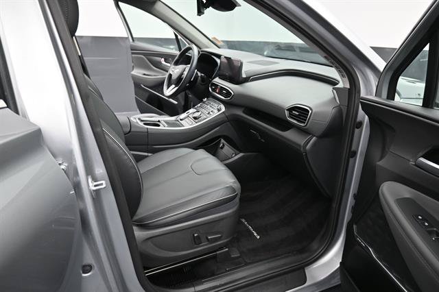 Used 2023 Hyundai Santa Fe Limited w/ Cargo Package FWD image 17