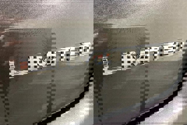 Used 2023 Jeep Compass Limited image 8