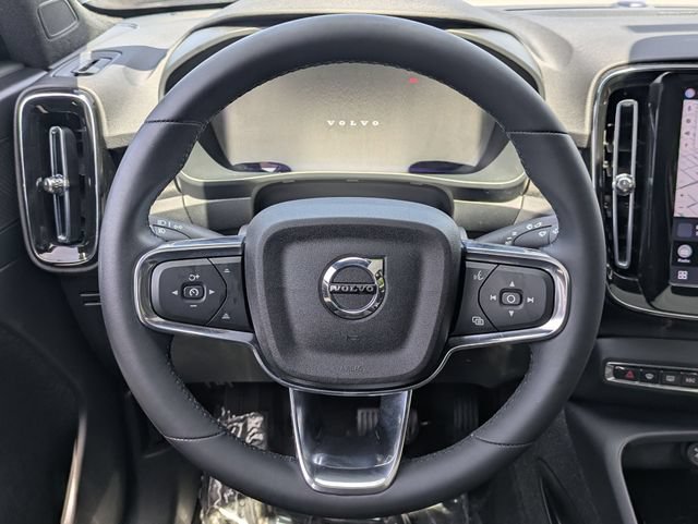 Certified 2023 Volvo C40 P8 Recharge Ultimate w/ Protection Package Premier AWD/4WD image 17
