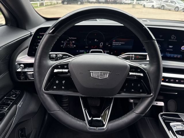 Used 2024 Cadillac Lyriq Luxury w/ LPO, Floor Liner Package AWD/4WD image 13