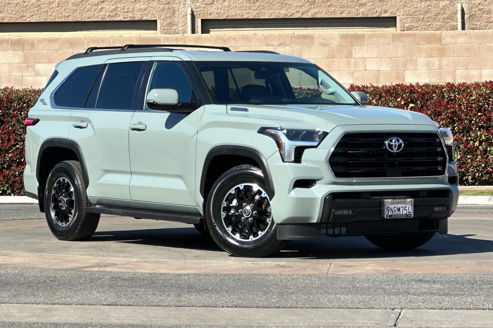 Used 2024 Toyota Sequoia SR5 w/ SR5 Premium Package image 2