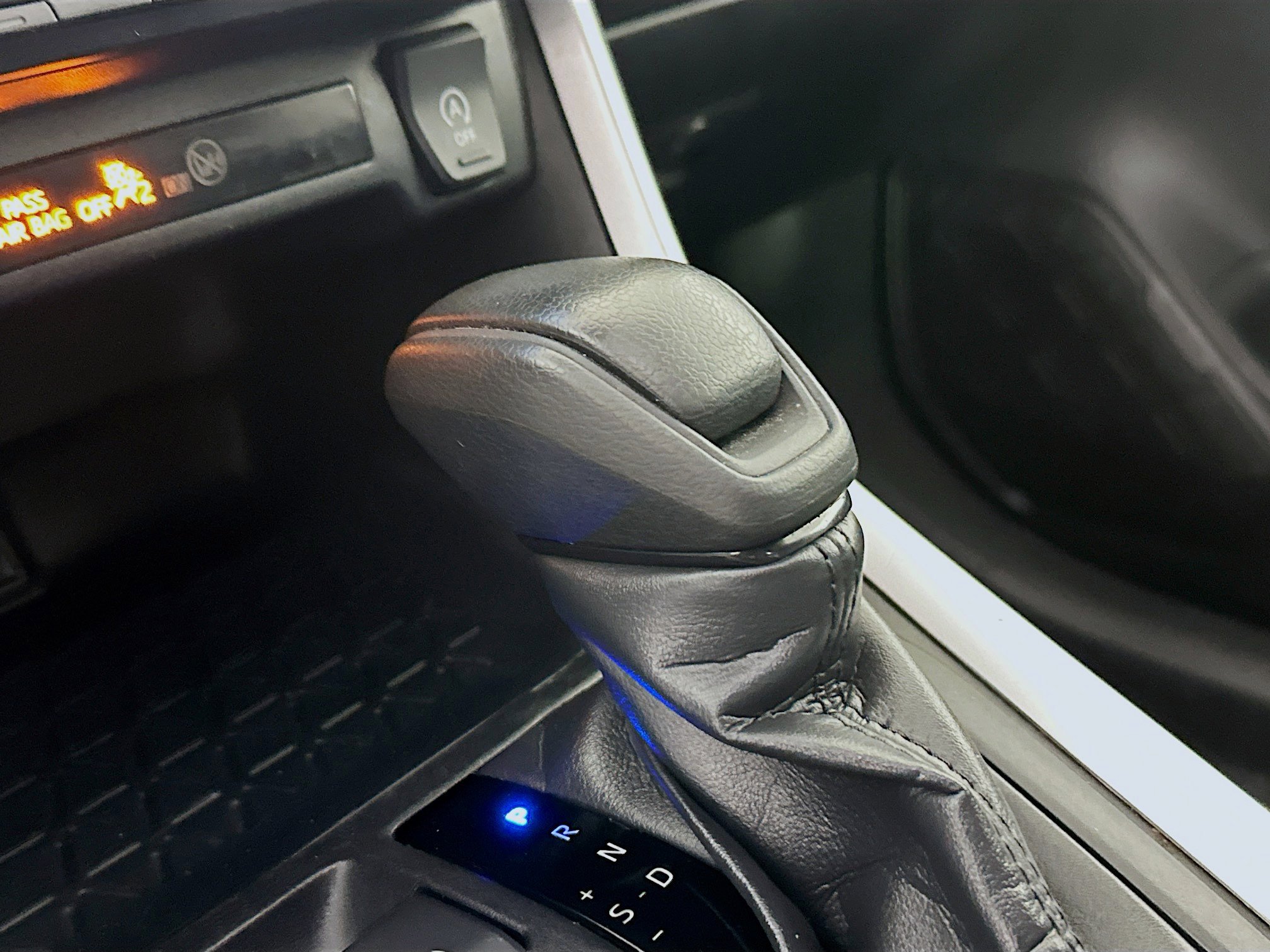 Used 2024 Toyota RAV4 XLE image 21