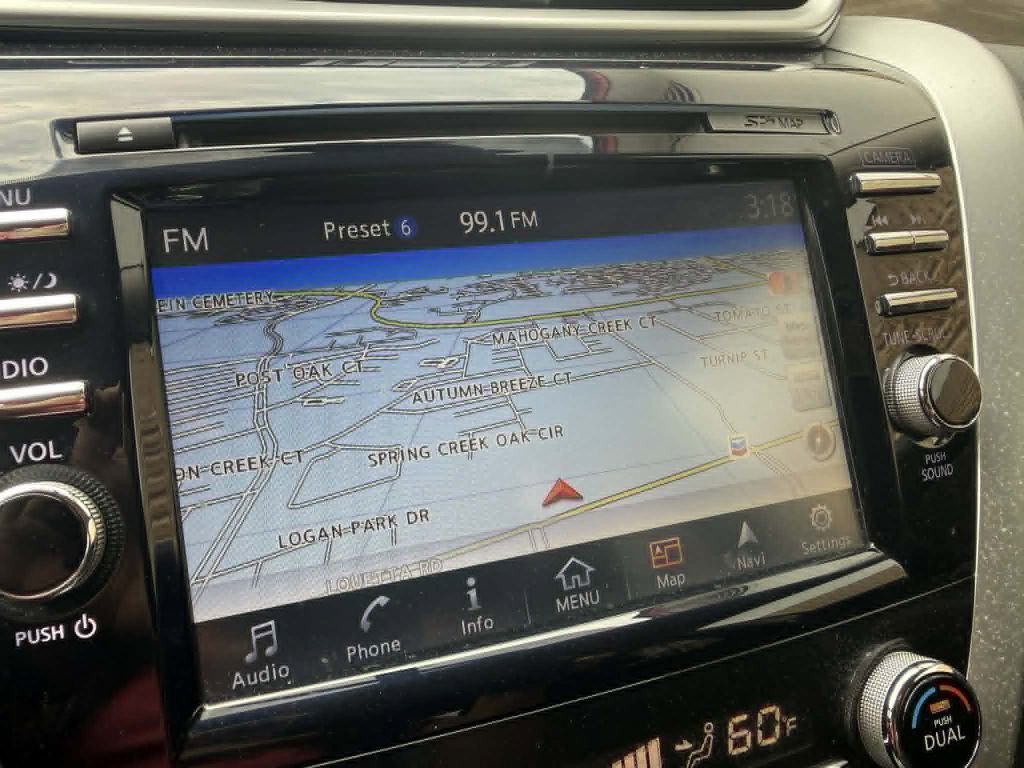 Used 2018 Nissan Murano SV FWD image 24