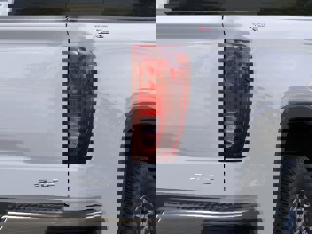 New 2026 GMC Sierra 1500 SLE image 11