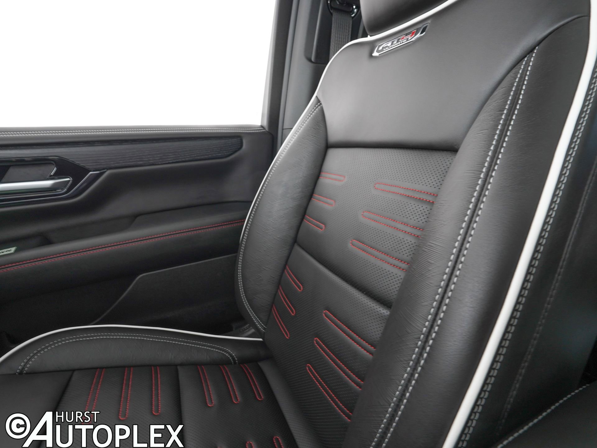 Used 2026 GMC Yukon AT4 Ultimate w/ LPO, Floor Liner Package image 31