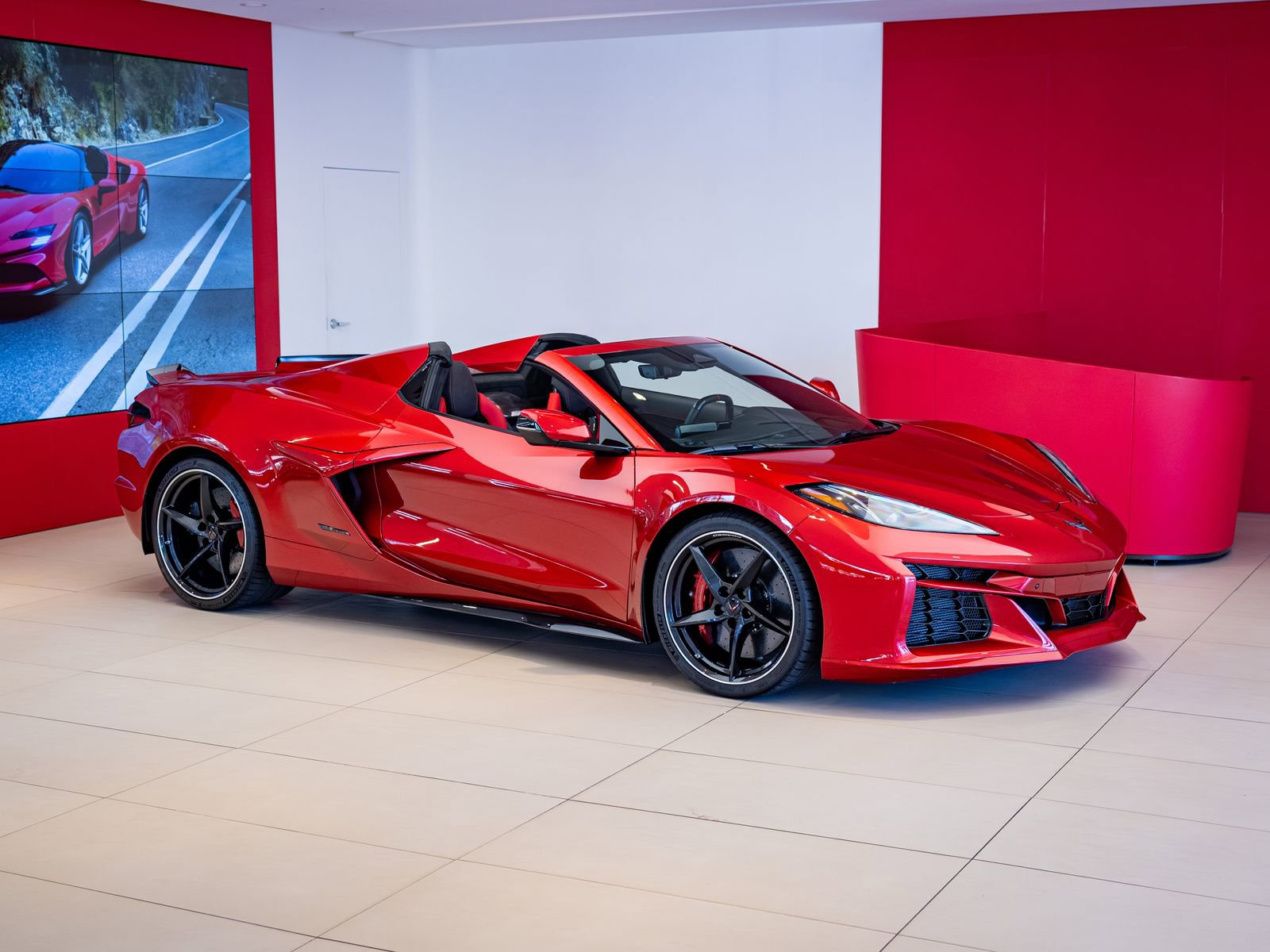 Used 2025 Chevrolet Corvette E-Ray image 1