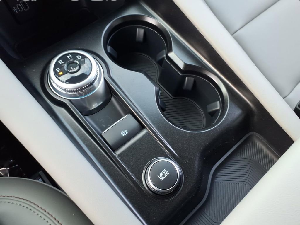 New 2026 Ford Explorer Active image 21