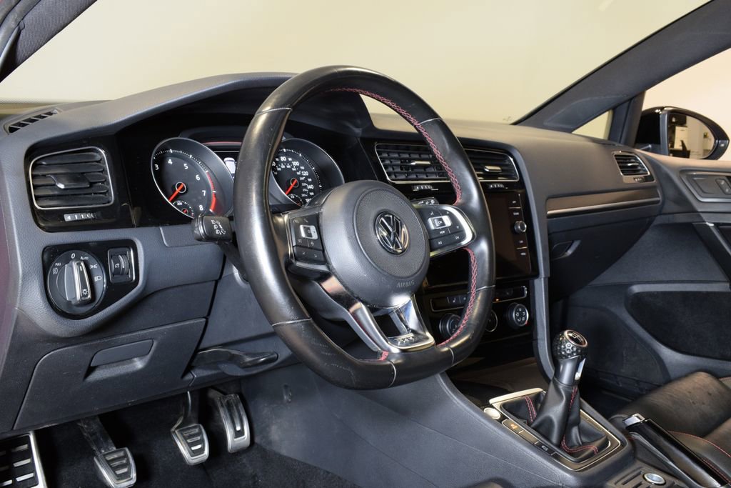 Used 2020 Volkswagen GTI SE FWD image 6