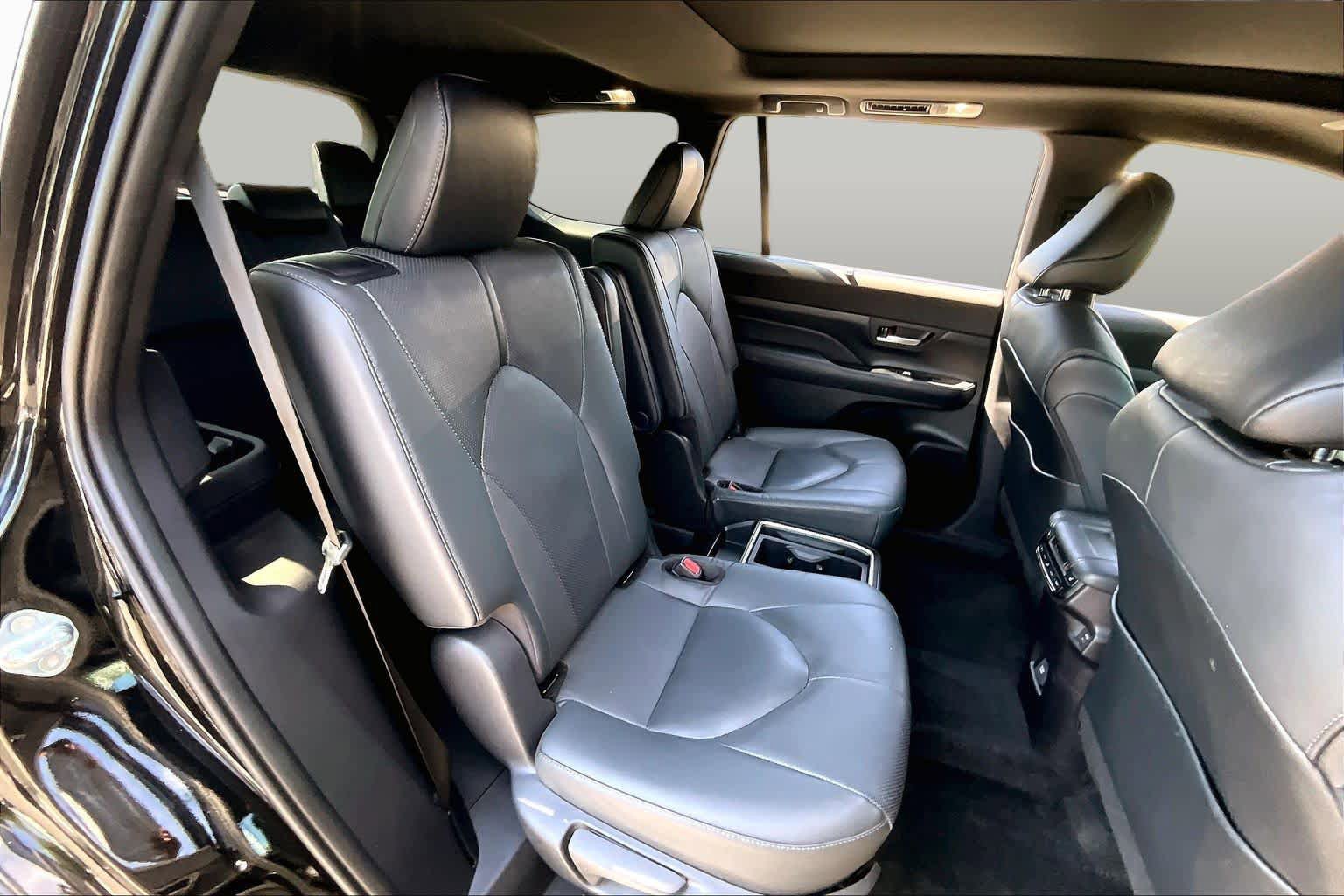 Used 2026 Toyota Grand Highlander AWD Hybrid image 21