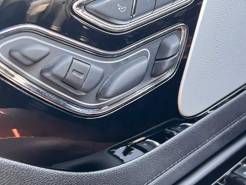 Used 2023 Lincoln Aviator Reserve w/ Equipment Group 201A image 17