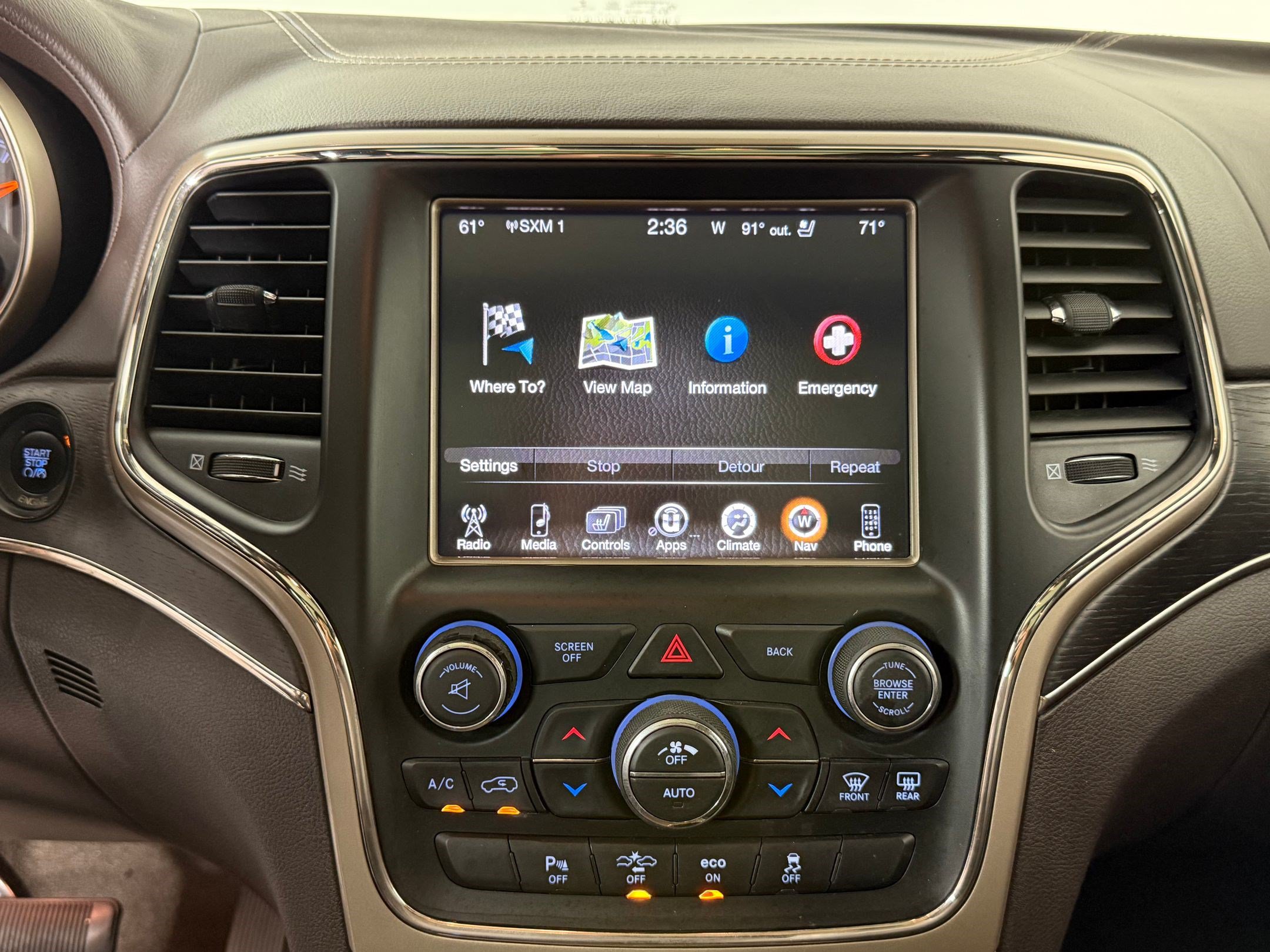 Used 2014 Jeep Grand Cherokee Summit RWD image 22