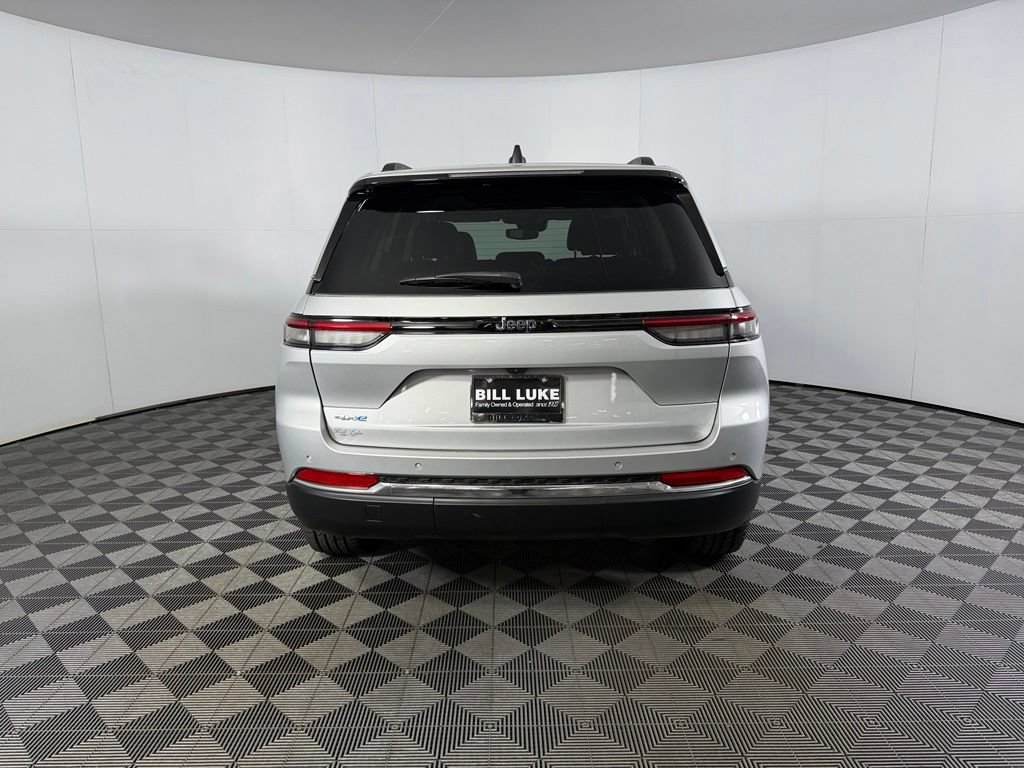 Used 2022 Jeep Grand Cherokee Limited 4xe AWD/4WD image 8