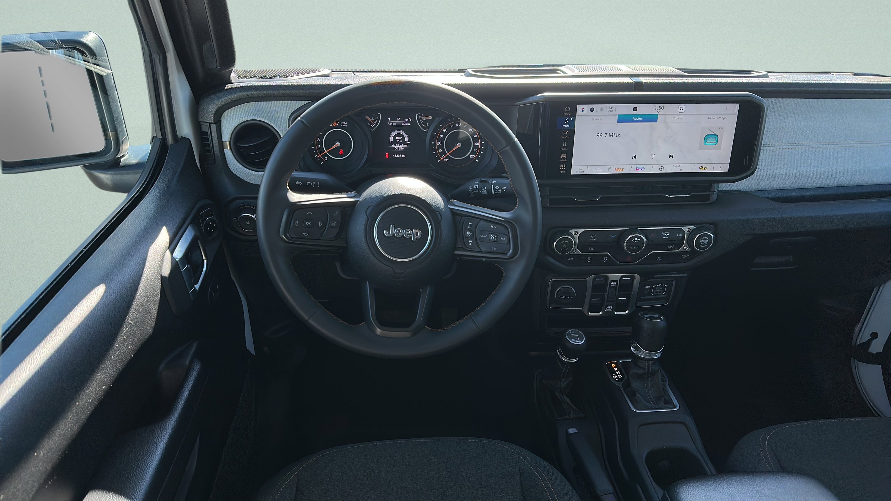 Used 2024 Jeep Wrangler Unlimited Sport image 14