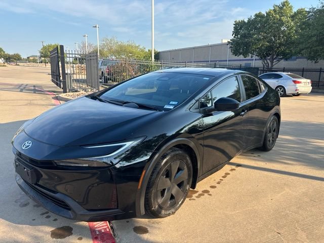 Used 2024 Toyota Prius LE