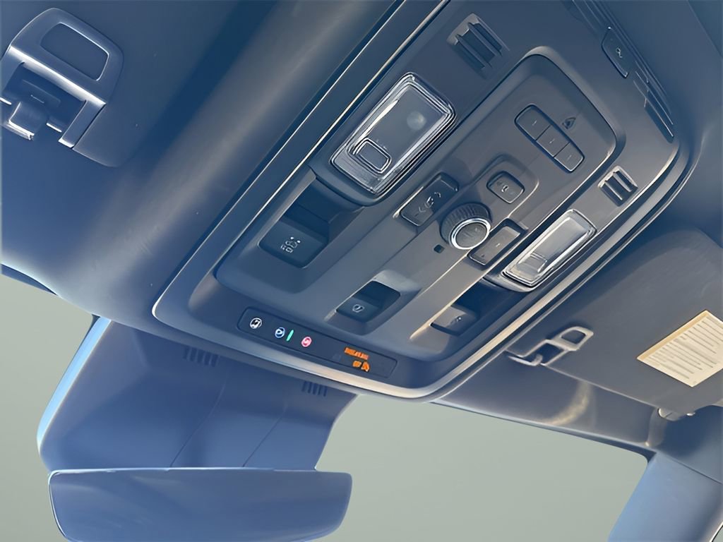 Used 2023 Cadillac Escalade ESV Premium Luxury image 20