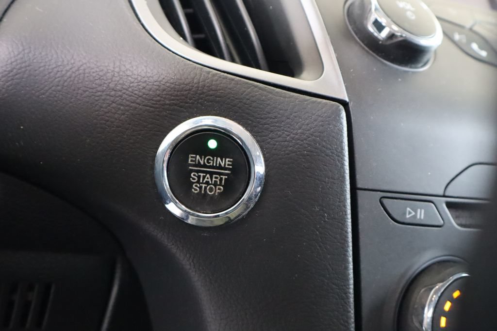 Used 2016 Ford Edge SE FWD image 23
